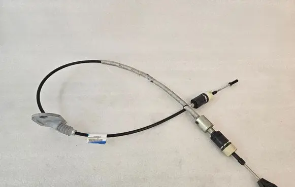 Gear shift cable linkage