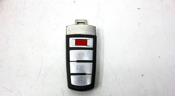 Volkswagen PASSAT CC Ignition key/card 