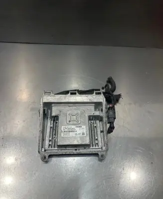 Mercedes-Benz B W245 Engine control unit/module ECU A2661531791 A0044463440 5WK90804