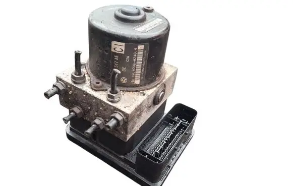 Volkswagen PASSAT B6 ABS Pump 1K0907379AC 00005305H0 10096003593