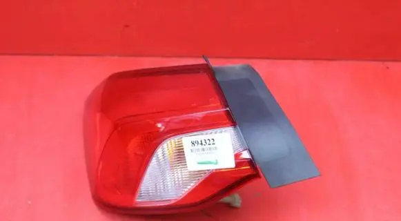Ford Focus Rear/tail lights JX7B-13405-DF