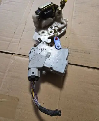 Front door lock
