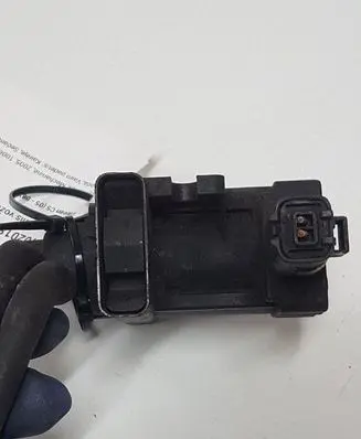 Citroen C5 Turbo solenoid valve 9660693180
