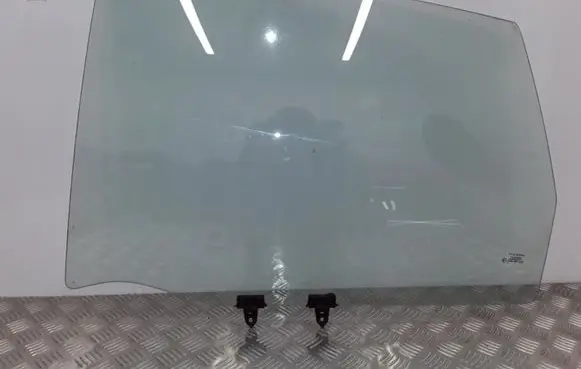Nissan Almera Tino Rear door window glass 43R001498 AS2M530DOT478