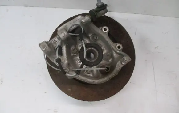 Maserati Quattroporte Rear wheel hub spindle/knuckle
