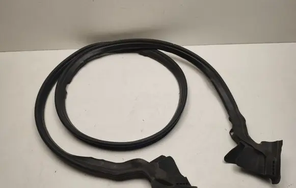 Mercedes-Benz SL R230 Trunk rubber seal (body) A2307500098