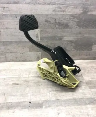 BMW 5 F10 F11 Brake pedal 9144253