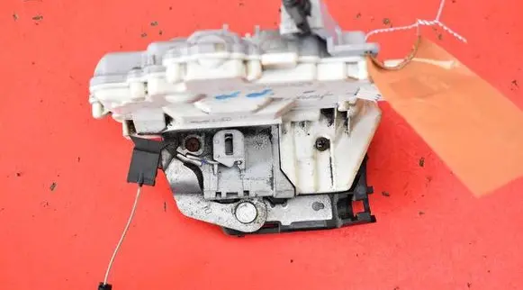 Seat Toledo III (5P) Front door lock 1P1837016