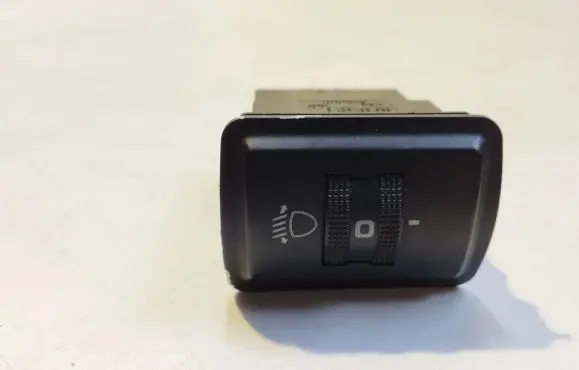 Audi A4 S4 B5 8D Headlight level height control switch 8D0941301C