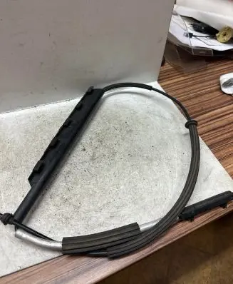 Audi Q7 4L Engine bonnet/hood lock release cable 4L282353501