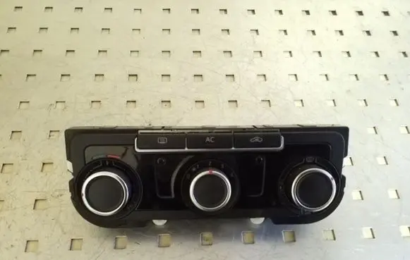 Volkswagen PASSAT B7 Climate control unit 5HB00975150