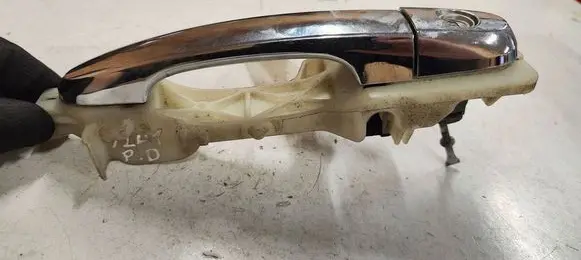 KIA Sorento Rear door exterior handle