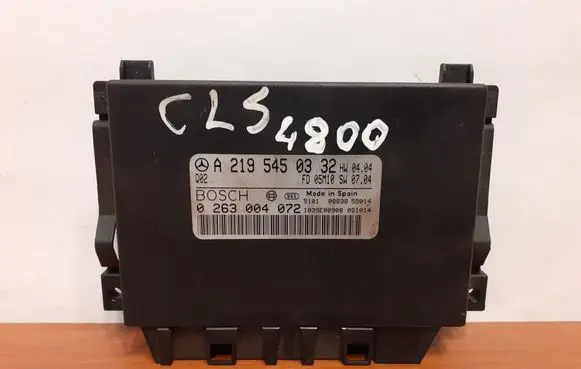 Mercedes-Benz CLS C219 Parking PDC control unit/module A2195450332 4800