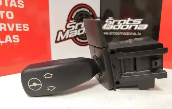 BMW X5 E53 Steering wheel adjustment switch 8373901
