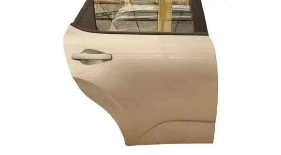KIA Soul Rear door