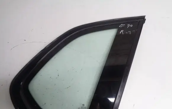 BMW X5 E70 Rear side window