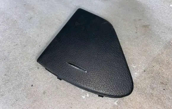 Mercedes-Benz E W211 Rear door ashtray A2118100730 2118100730