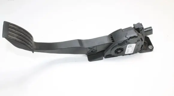 Ford Kuga II Accelerator throttle pedal CV619F836HB