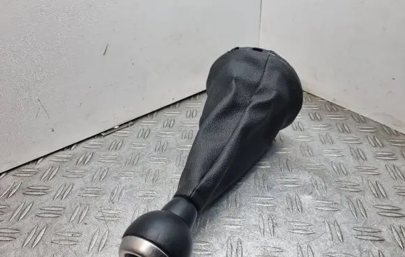 Mini Cooper Countryman R60 Gear lever shifter trim leather/knob