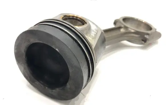 Audi A4 S4 B9 8W Piston with connecting rod DETA
