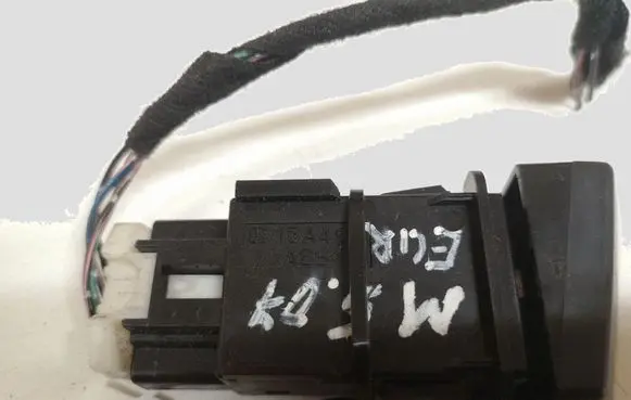 Mazda 5 Hazard light switch 15A468