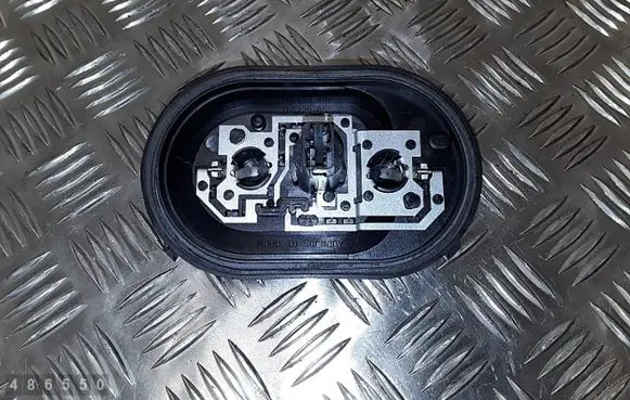 Volkswagen Tiguan Tail light bulb cover holder 5N0945257A