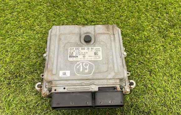 Mercedes-Benz ML W164 Engine control unit/module A6429002900 0281016383 A6429010200