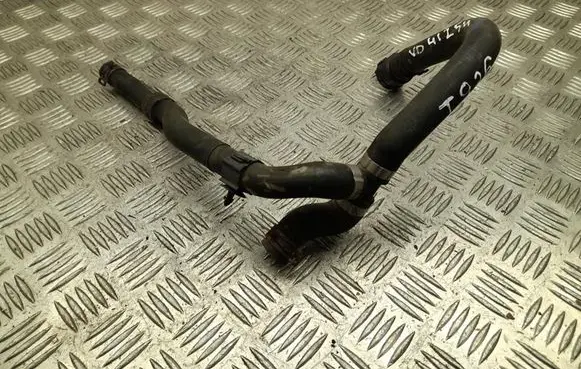 Volkswagen PASSAT B8 Engine coolant pipe/hose 5Q0122051CM