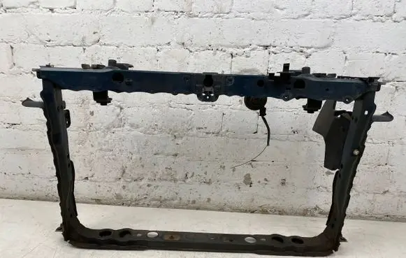 Toyota Auris 150 Radiator support slam panel