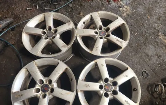 R17 alloy rim