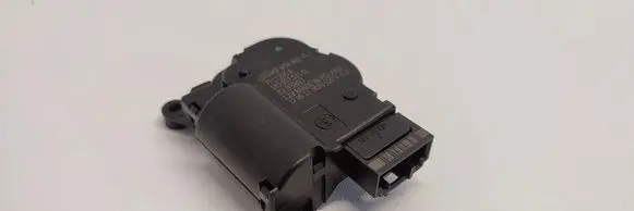 Audi Q3 8U A/C air flow flap actuator/motor 1K0907511Q