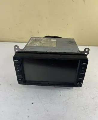 Radio/CD/DVD/GPS head unit