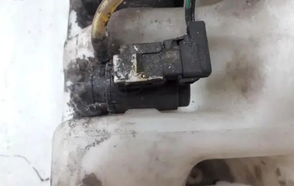 Honda Civic Windscreen/windshield washer pump