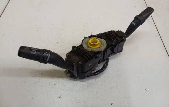 Honda Accord Wiper turn signal indicator stalk/switch A11143A