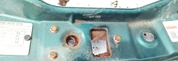 Engine bonnet/hood lock/catch