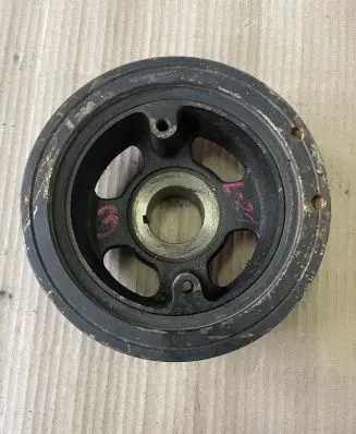 Toyota Hilux (AN120, AN130) Crankshaft pulley