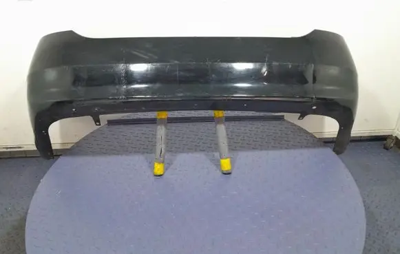 Toyota Prius (NHW20) Rear bumper 