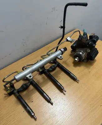SsangYong Rexton Fuel injection system set A6720170021 28384645 A6720700001