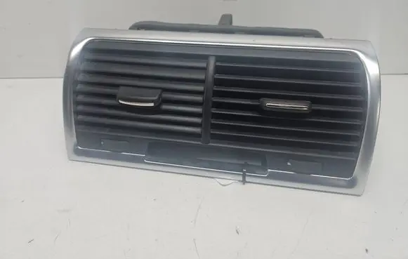 Audi Q7 4L Dash center air vent grill 4L0820951