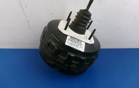 Jeep Grand Cherokee (WJ) Brake booster
