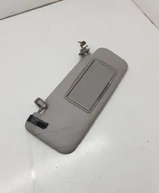 Mitsubishi Grandis Sun visor