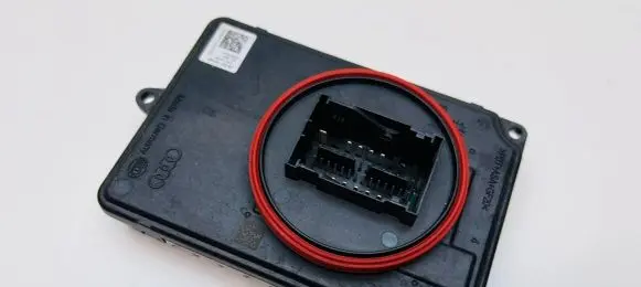 Audi Q7 4M LED ballast control module 4K0941592AD