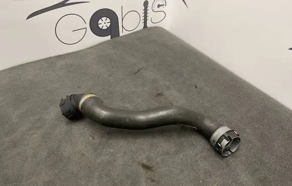 Mercedes-Benz GLC X253 C253 Engine coolant pipe/hose A2535019582