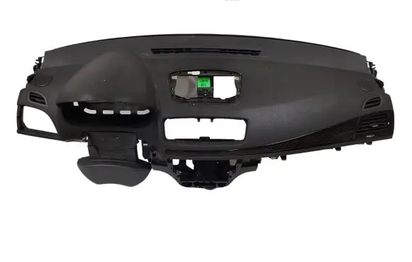 Renault Megane III Dashboard 1004615 681008137R 531411