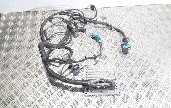 Ford C-MAX I Engine control unit/module 4U7112A650LA 3M5T12A690