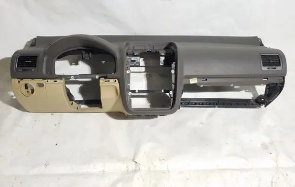 Volkswagen Jetta V Dashboard 1K1857181 P0104390