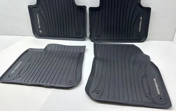 Porsche Cayenne (9Y0 9Y3) Car floor mat set 9Y0044801110