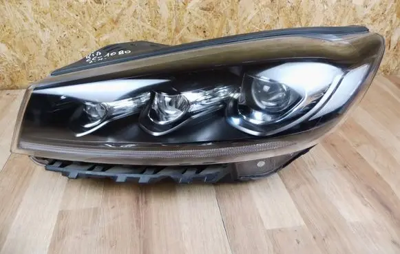 KIA Sorento Headlight/headlamp 92101C5600 92101C56XX