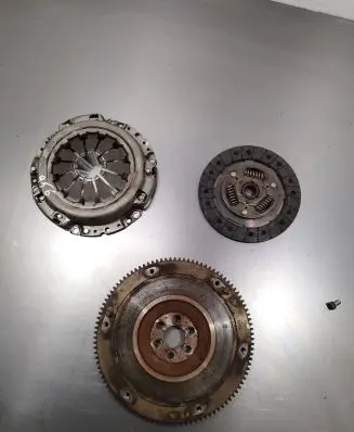 Toyota Yaris Clutch set kit ica0598
