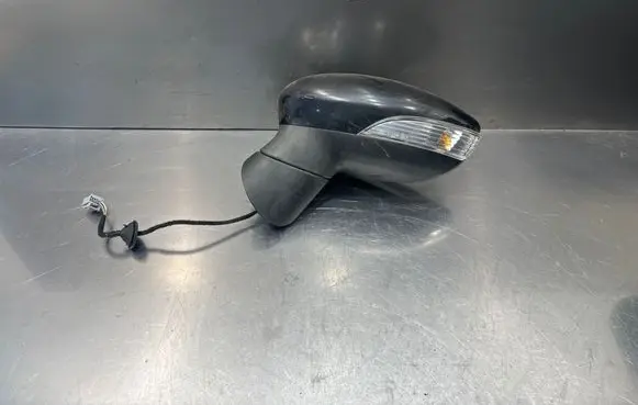 Ford Fiesta Front door electric wing mirror E8024704 E8030016 A051801